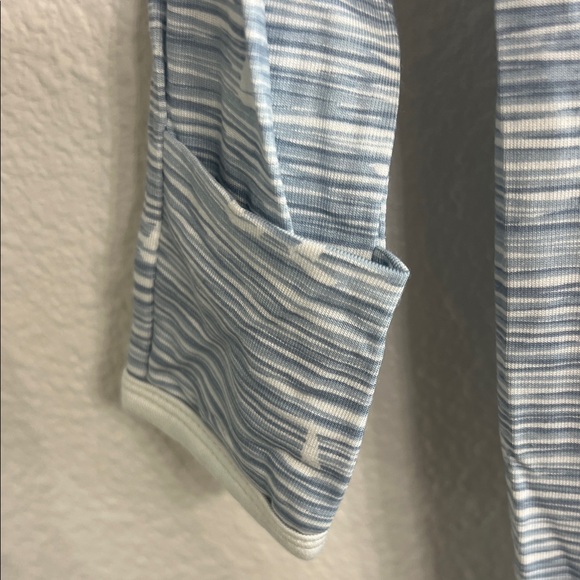 Magnetic Me Magnetic Open Bottom Gown - Size NB-3 Months - Picture 4 of 5